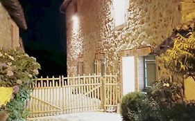 Gite 3 chambres, 2 à 10 pers et jardin clôturé